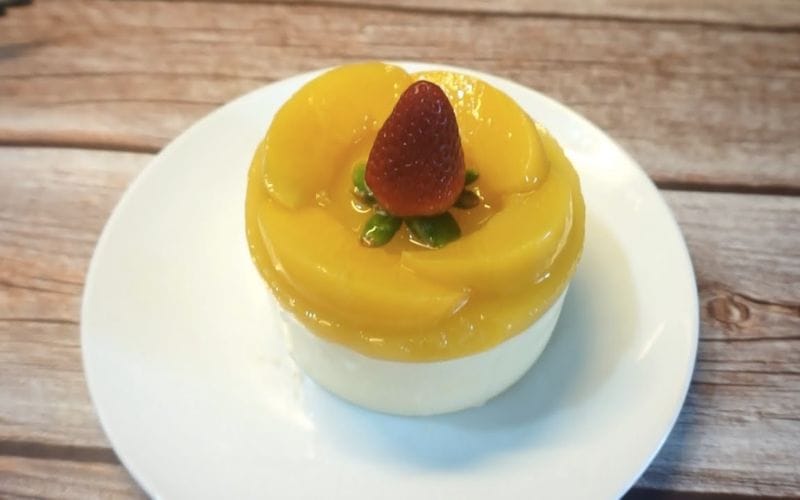 Cách làm bánh mousse đào cho 3 - 4 người ăn