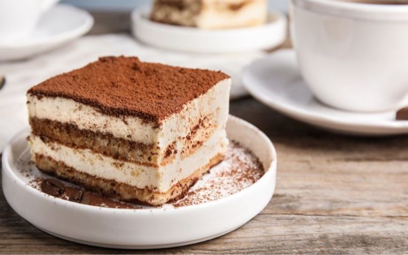 Cách làm bánh tiramisu thơm ngon tại nhà