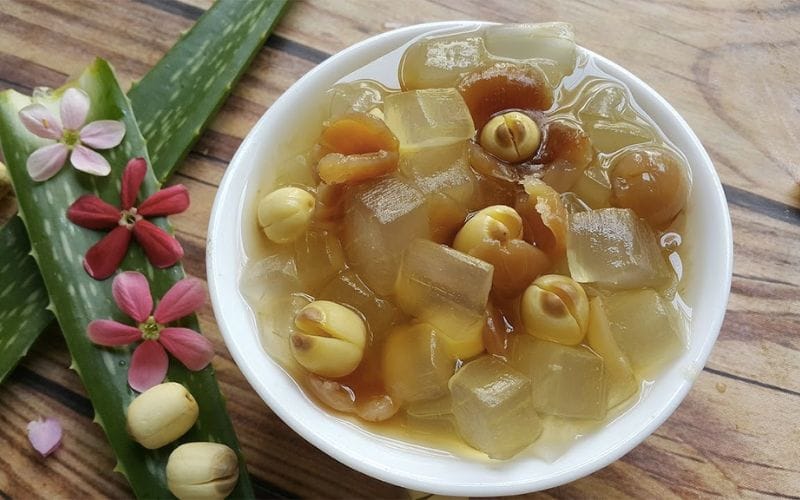 Chè hạt sen đường phèn