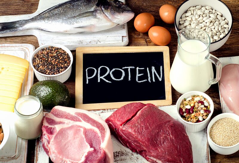 Đảm bảo cung cấp đủ năng lượng và nạp đủ protein