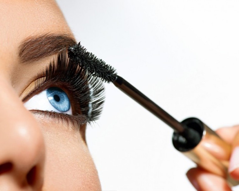 Một số lưu ý để tránh tình trạng mascara bị khô